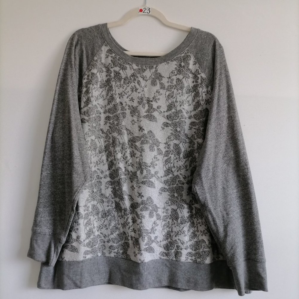 St John's Bay Gray Sweatshirt Size 2X Blemish